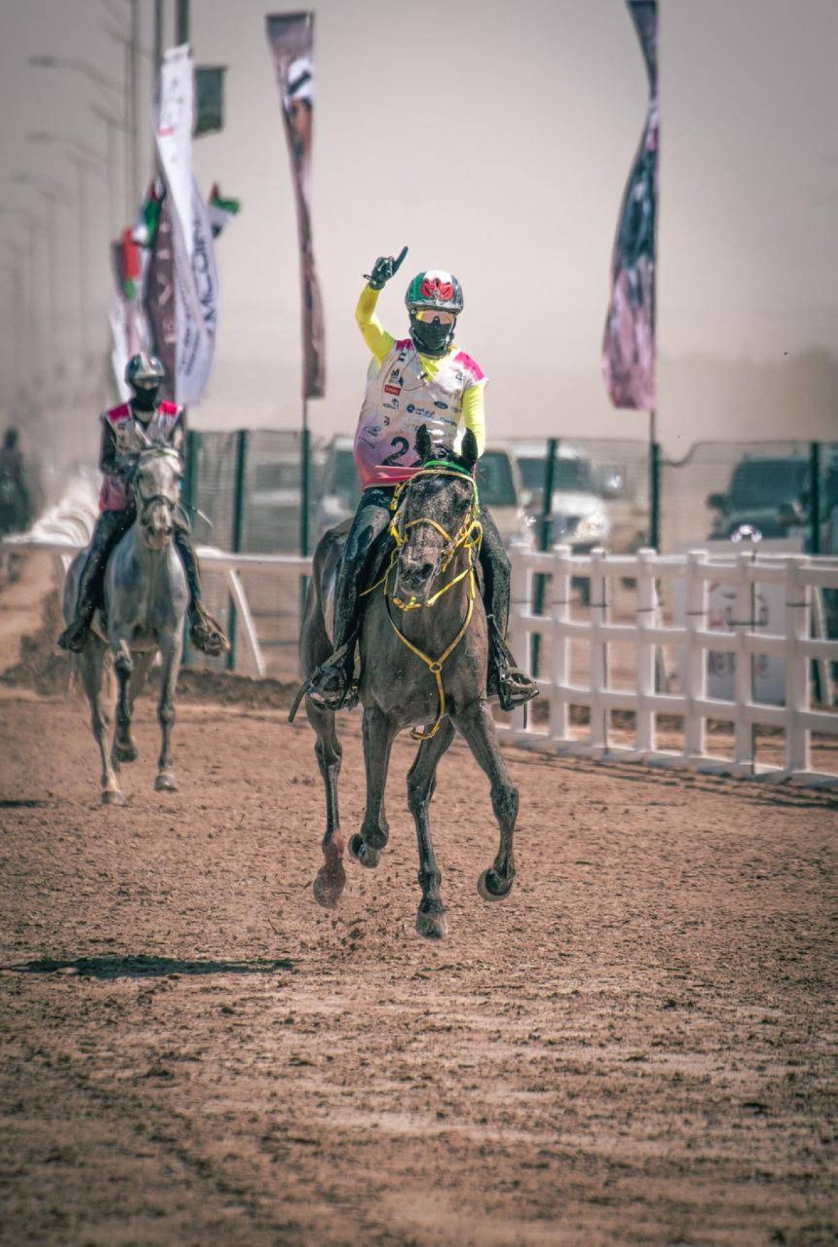آية علي تحرز لقب سباق السيدات في مهرجان أبوظبي للقدرة