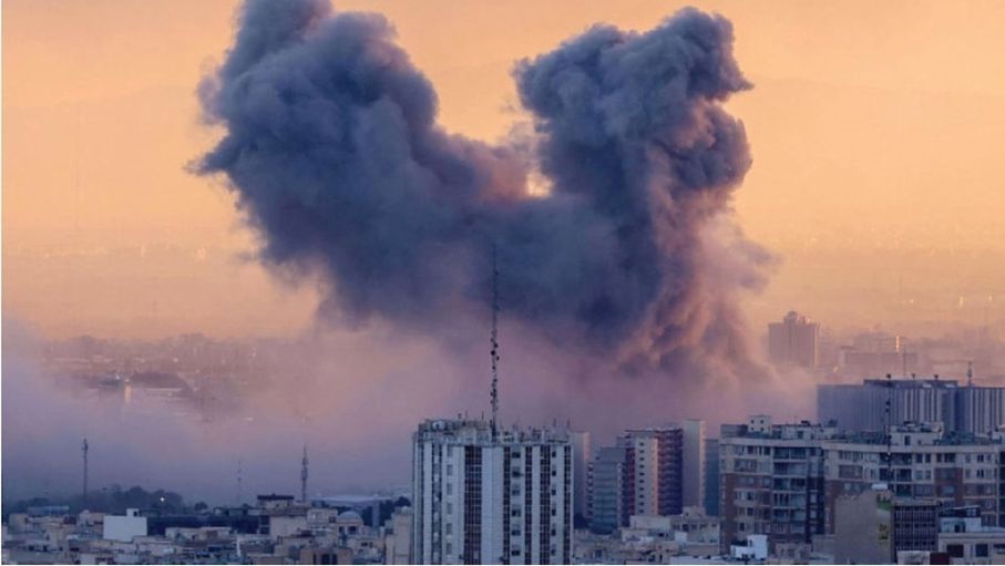 إيران نموذجا.. هل يصبح التهديد النووي سلاحا لإنهاء الحروب؟