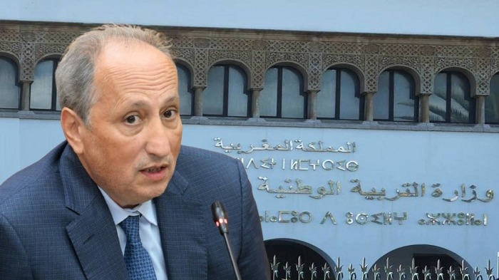 منحة الأساتذة في المناطق النائية.. برلماني يطالب برادة بتوضيح معايير الاستفادة