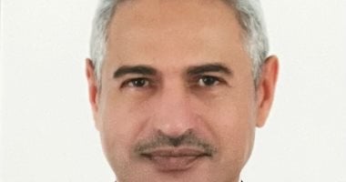 محافظ بني سويف يُهنئ أبناء وقيادات المحافظة بمناسبة العيد القومى
