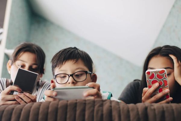 الإفراط في الفيديوهات القصيرة يضعف التركيز والانتباه