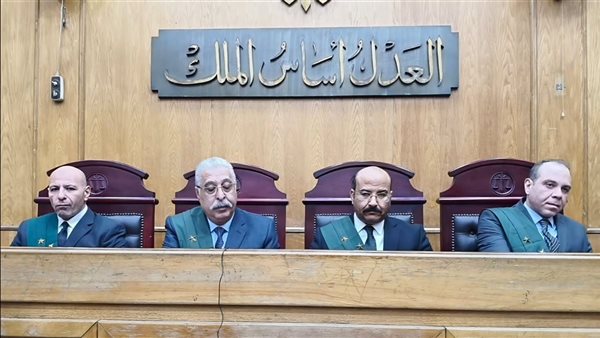 جنايات المنصورة تؤجل محاكمة متهم بالاعتداء على نجلته القاصر