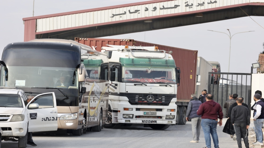 وزارة الاستثمار تعلن طرح مشروع تطوير معبر جابر الحدودي