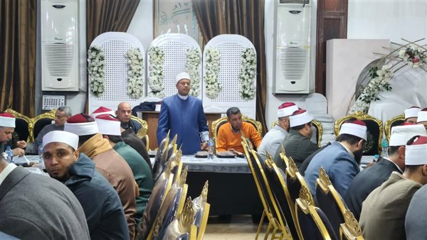 أوقاف الإسماعيلية تنظم حفل إفطار للأئمة والواعظات (صور)