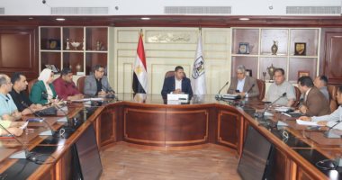 بنى سويف تناقش مشروعات الخطة الاستثمارية فى قطاع الطرق