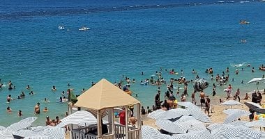 "السياحة والمصايف" بالإسكندرية: رفع الراية الخضراء شرقا والصفراء غربا