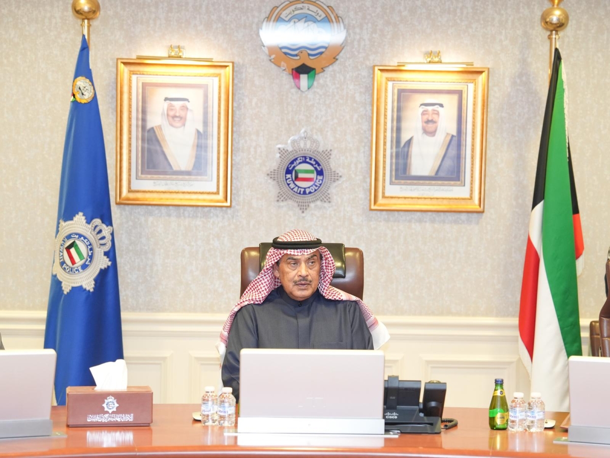 سمو ولي العهد وسمو رئيس مجلس الوزراء يزوران غرفة اتخاذ القرار بمبنى وزارة الداخلية