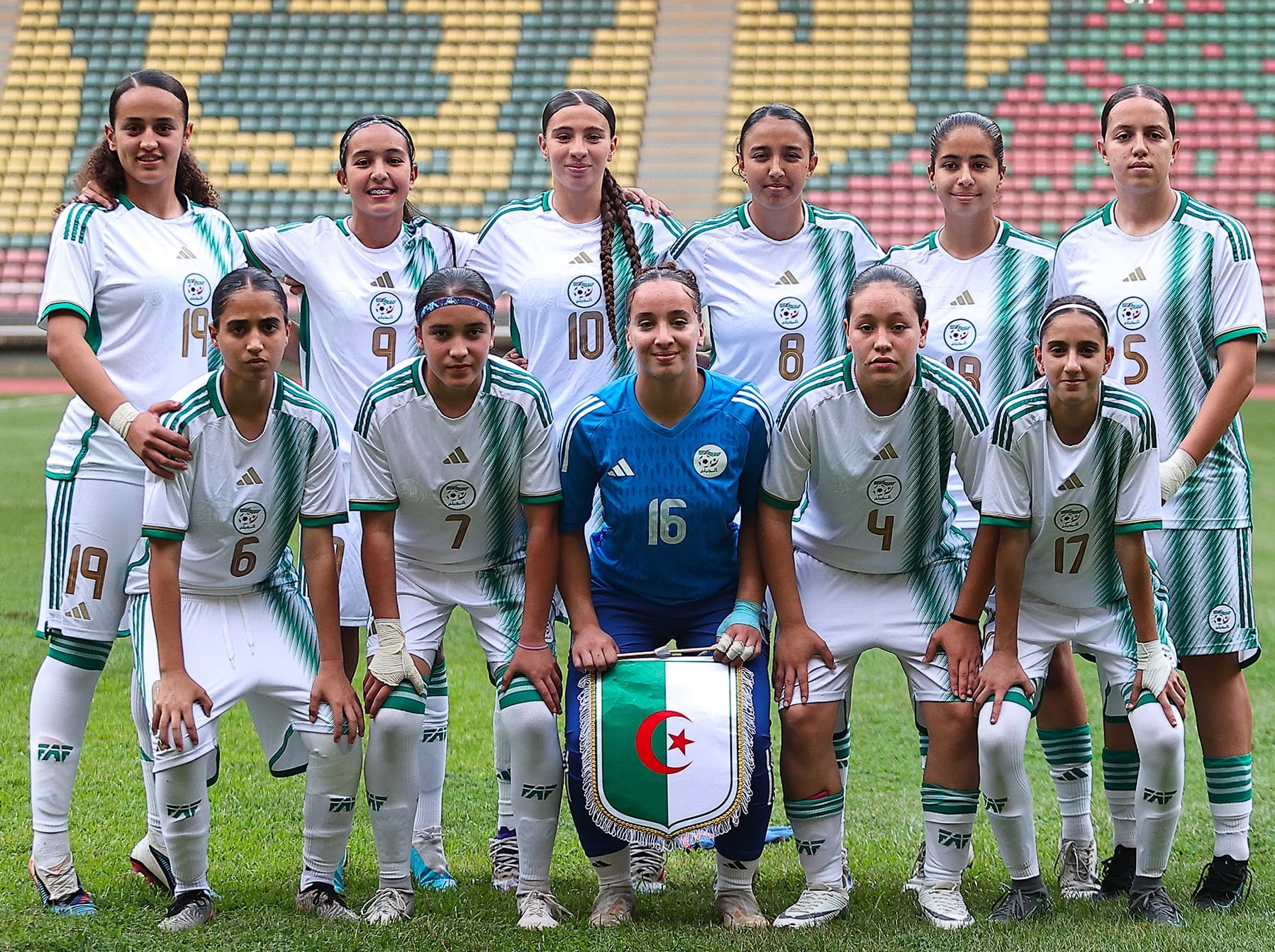 تصفيات مونديال 2026.. هزيمة ثقيلة جديدة تعمّق جراح شبلات “الخضر”