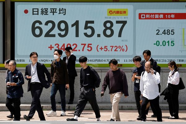 ارتفاعُ مؤشّرات الأسهم اليابانيّة بدعم أسهم الذكاء الاصطناعي