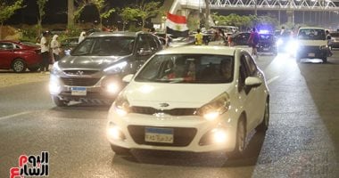 آلاف الجماهير تحتفل بتأهل مصر فى العاصمة الجديدة والفان زون