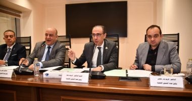 "صحة النواب" توصى بعدم المساس بتقديم الخدمة لمنتفعى التأمين الصحى