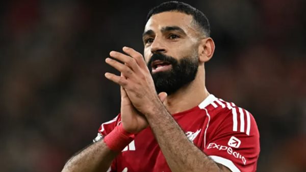 هل طلب محمد صلاح إقامة حمزة عبد الكريم في نفس غرفته؟ خالد الدرندلي يرد (فيديو)