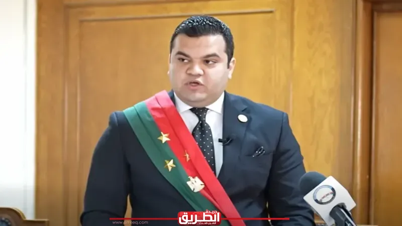 النيابة العامة تزلزل القاعة.. مرافعة نارية تكشف وجه ”الأم القاتلة” في قضية التريند