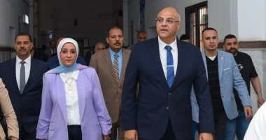 محافظ الإسكندرية يزور مستشفى الطلبة ويهنئ المرضى والأطقم الطبية بعيد الأضحى