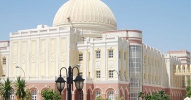 200 جنيه شهرياً حافزا للحاصلين على الدكتوراة من موظفى الحكومة