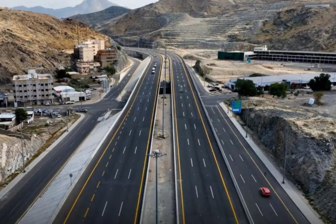 رفع جاهزية شبكة الطرق لخدمة ضيوف الرحمن