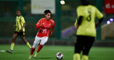الأهلي يهزم زد بثنائية والزمالك يكتسح اتحاد بسيون بالكرة النسائية