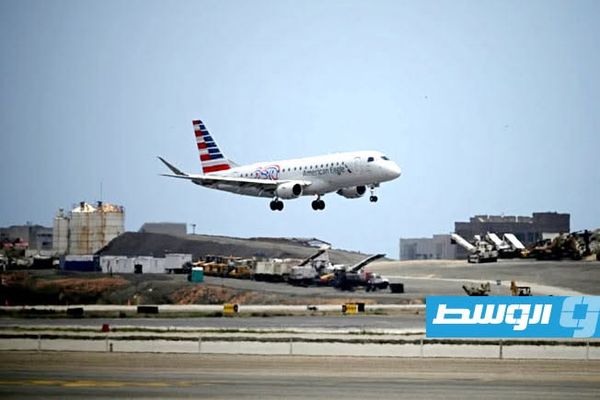 رودريغيز: إعادة فتح مطار سيمون بوليفار أمام الرحلات التجارية «في أقرب وقت»