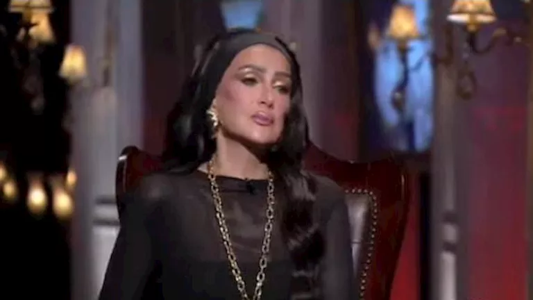 غادة عبدالرازق عن محمد سامي: مخرج شاطر مافيهاش جدال