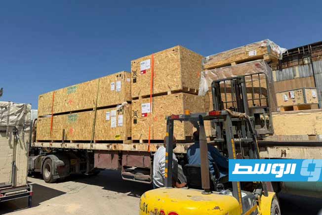 وصول شحنة معدات فنية جديدة لمشروع محطة كهرباء جنوب طرابلس الغازية