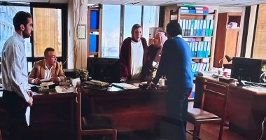 مسلسل توابع الحلقة 3.. هانى عادل يساند ريهام حجاج فى جمع تبرعات علاج ابنها