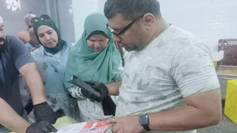 تحفظ على 3.4 طن مواد غذائية مجهولة المصدر فى شبين القناطر