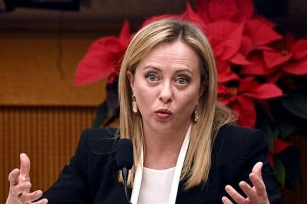 تقرير: ميلوني تنتقد "الهجمات المستمرة وغير المبررة" من ترامب وسط تبادل التصريحات الحادة