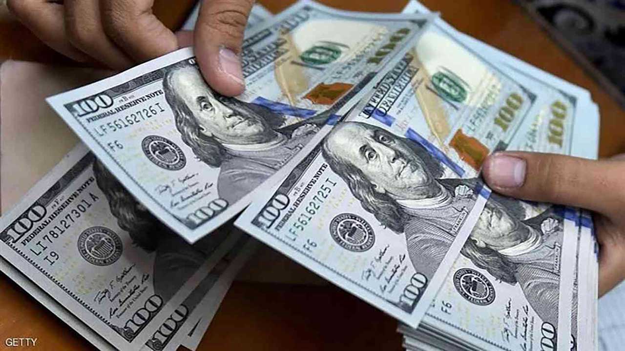 سعر الدولار في مصر.. يرتفع 2% ويقترب من حاجز الـ 50 جنيها
