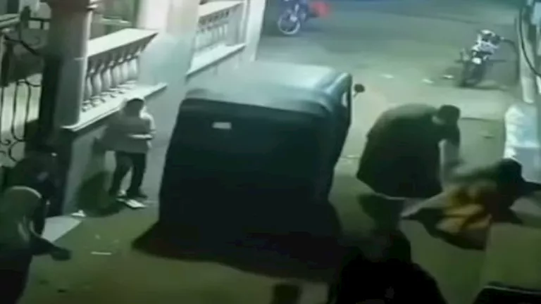 فيديو ضرب مرعب.. ماذا حدث مع "سيدة أوسيم" بالجيزة؟