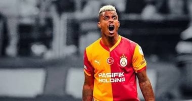جالاتا سراي يفاجئ ليفربول بهدف فى الدقيقة 7