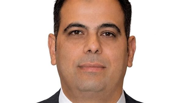 مدبولي يصدر قرارًا بتعيين حاتم النواوي رئيسًا للجهاز التنفيذي للهيئة العامة لمركز تنمية الصادرات