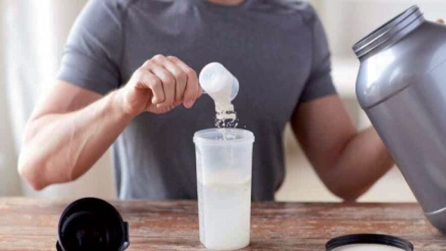 هل يساعد الكرياتين على خسارة الوزن؟