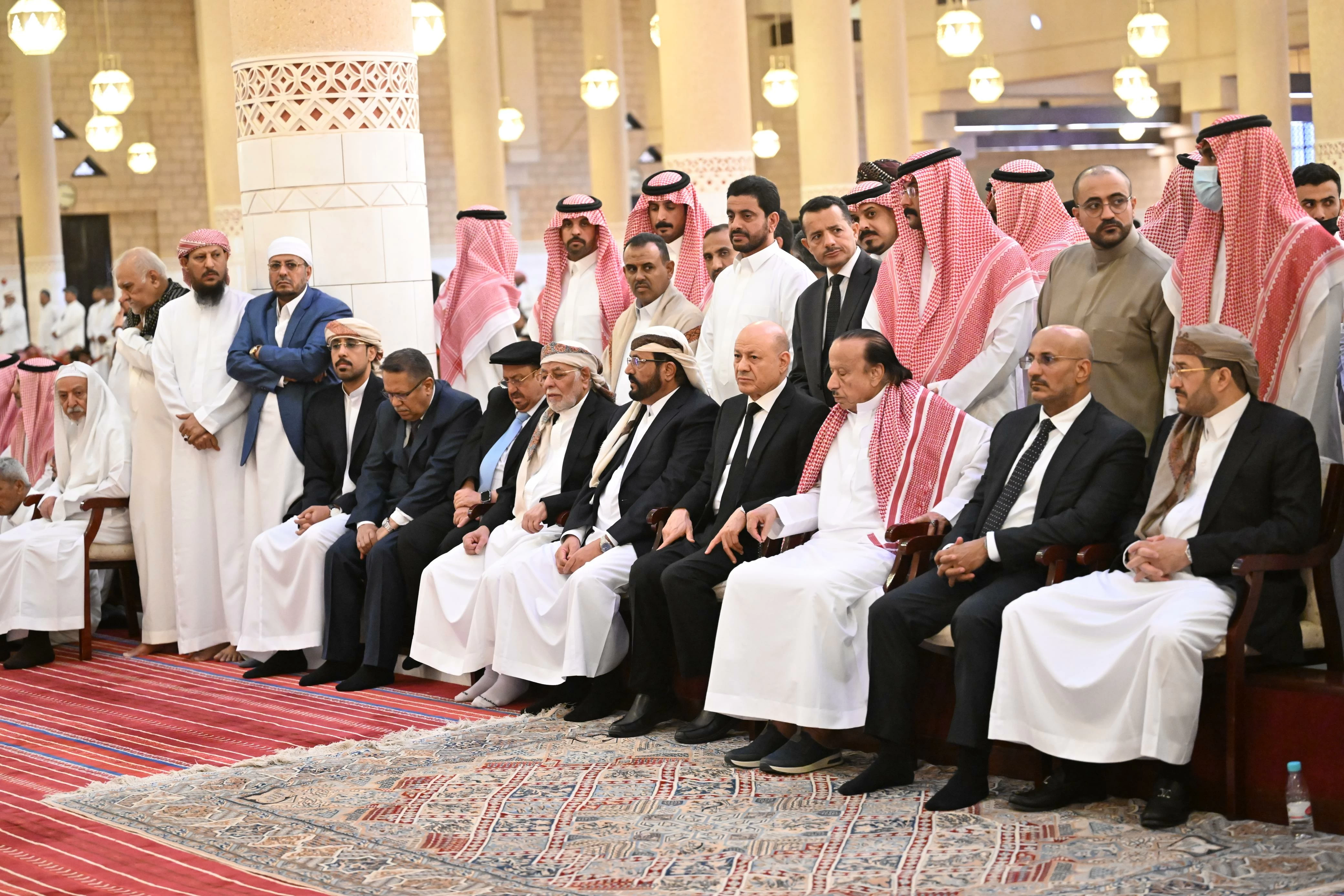 اليمن يودّع الرئيس هادي بين الرياض وعدن.. والعليمي: خسرنا أحد أبرز رجالات الدولة