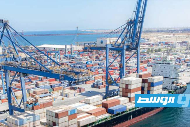 الماقوري لـ«بوابة الوسط»: وصول 500 حاوية زيت طهي إلى ليبيا خلال يناير والتوريدات مستقرة في الأسواق