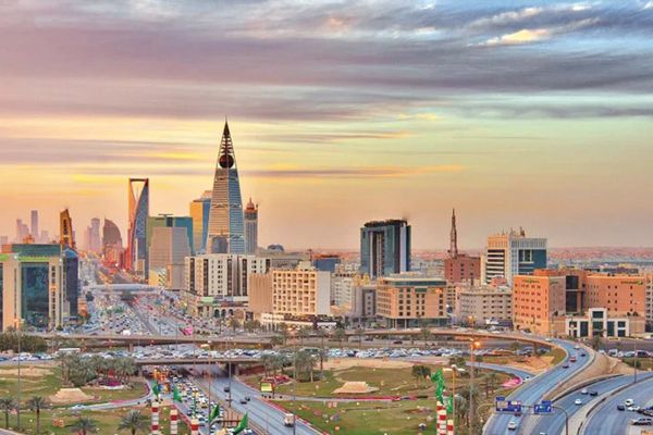 البطالة تنخفض لمستويات تاريخية وتقدم توطين مهن طب الأسنان 55 %..