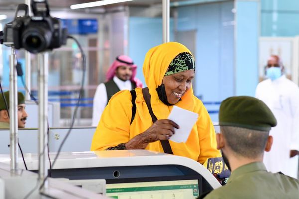 مطار المدينة المنورة يستقبل أولى رحلات الحجاج القادمين من الصومال