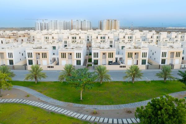 615 مليون ريال عُماني... تمويلات إسكانيّة تُمكِّن أكثر من 13 ألف أسرة