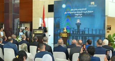 نائب رئيس الوزراء يشهد قرع جرس التداول بالبورصة احتفاءً بقيد 4 شركات حكومية