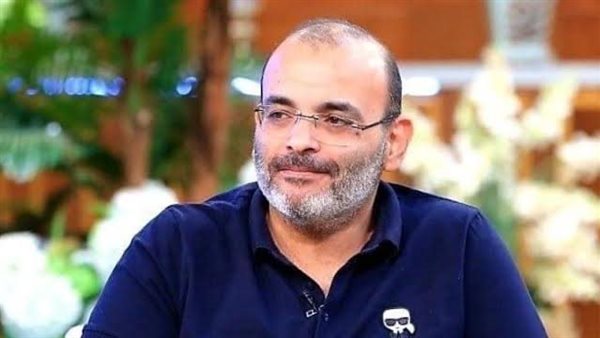 أيمن بهجت قمر ينفي شائعات زواجه السري ويؤكد: ما زلت أعزب بعد انفصالي عن أم أولادي