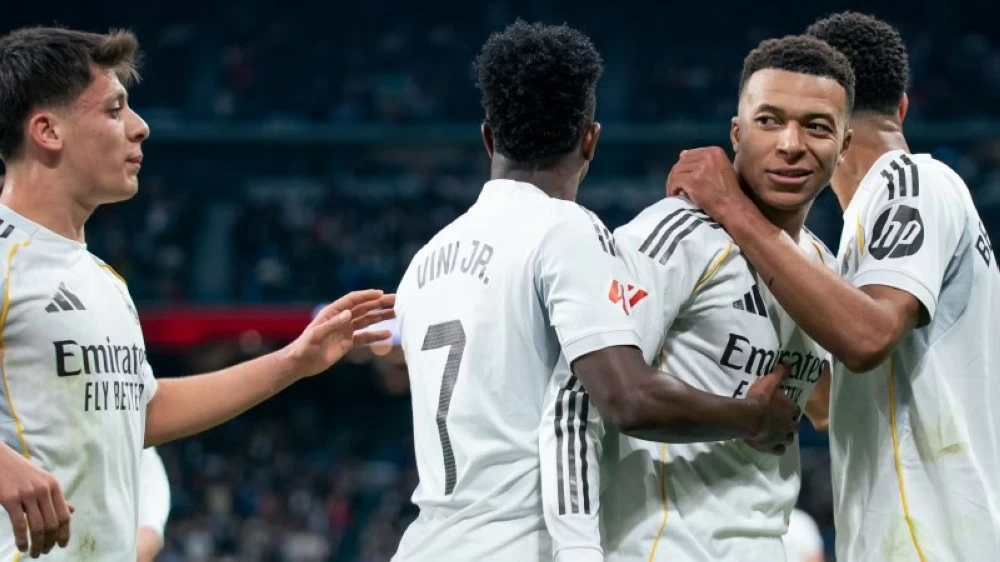 ريال مدريد يستدرج سوسيداد لخطف صدارة «الليغا»