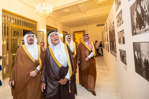 تدشين كتاب سعود الفيصل في أول فعالية بقصر الملك فيصل بعد تأهيله