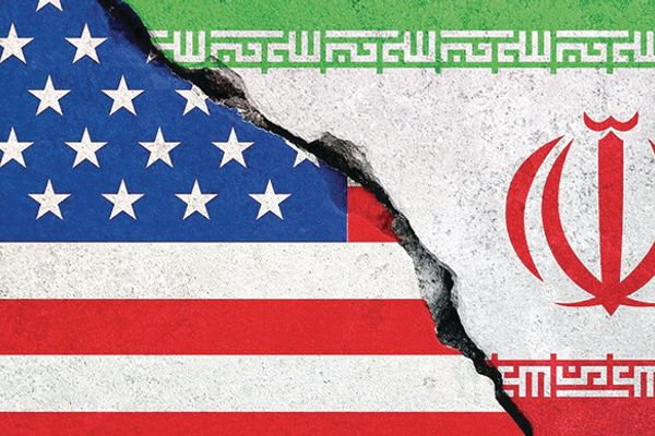 طهران تؤكد على إدارة «هرمز».. وترمب يطلب الالتزام بالاتفاق