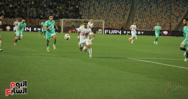 الزمالك ضد بيراميدز.. شيكو بانزا يسجل الهدف الثانى والفار يلغيه للتسلل