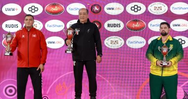 منتخب المصارعة النسائية تحت 20 سنة يتوج بكأس البطولة الأفريقية بعد حصد 10 ميداليات