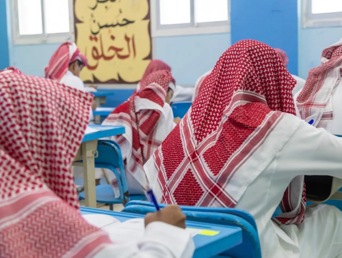 220 ألف طالب وطالبة يؤدون اختبارات نهاية العام الدراسي بتعليم تبوك