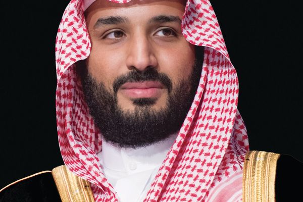 ولي العهد يتلقى رسالة من رئيس كازاخستان