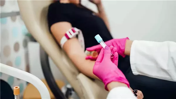 ثورة في تشخيص الخرف، اختبار دم يكشف الأعراض قبل 20 عاما