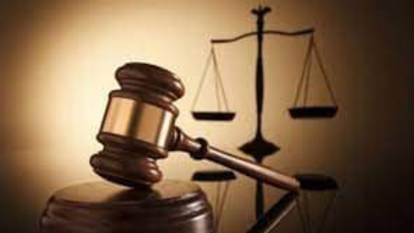 قرار بشأن المتهمين بإلقاء أكياس مياه على المواطنين عقب صلاة عيد الفطر بالنزهة