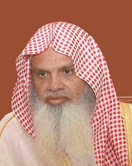 عاجل| الشيخ الحذيفي خطيب عرفة.. عميد أئمة المسجد النبوي ومرجعية إجازات القراءات
