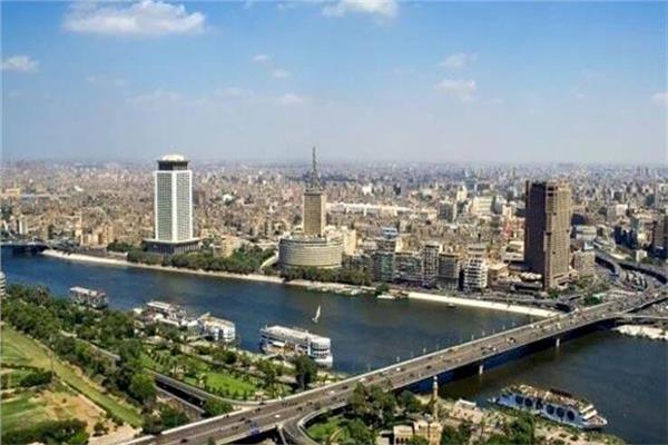 «الأرصاد»: انخفاض طفيف ومؤقت في درجات الحرارة..والعظمى بالقاهرة 34 درجة
